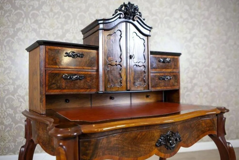 Bureau secrétaire en noyer et placage Louis Philippe antique, 1860