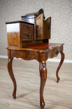 Bureau secrétaire en noyer et placage Louis Philippe antique, 1860