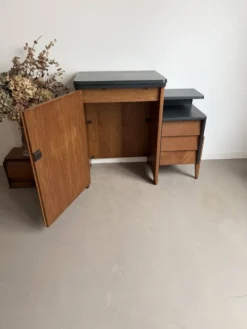 Bureau Singer