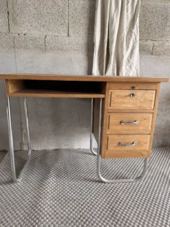 Bureau Spirol années 50 – placage chêne – piètement chromé