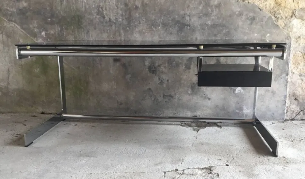 Bureau série KIT par Gilles Bouchez pour Airborne - design space-age 1960