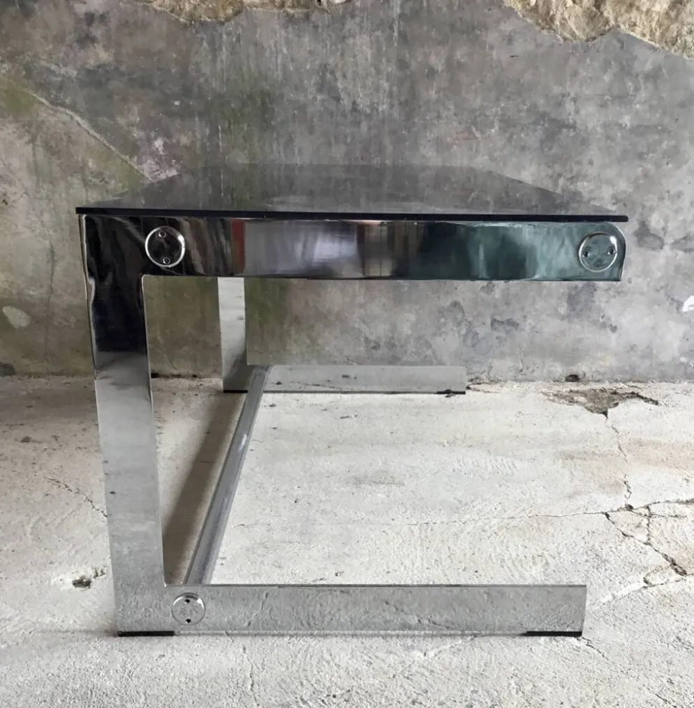 Bureau série KIT par Gilles Bouchez pour Airborne - design space-age 1960