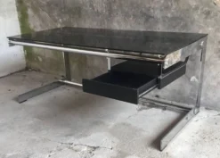 Bureau série KIT par Gilles Bouchez pour Airborne - design space-age 1960