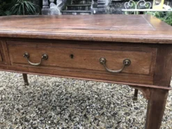 Bureau style Louis XVI