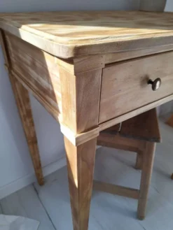 Bureau / Table d'appoint / Console en bois massif de style Louis-Philippe
