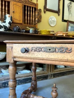 Bureau, table d'appoint 1 tiroir en bois clair