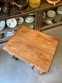 Bureau, table d'appoint 1 tiroir en bois clair