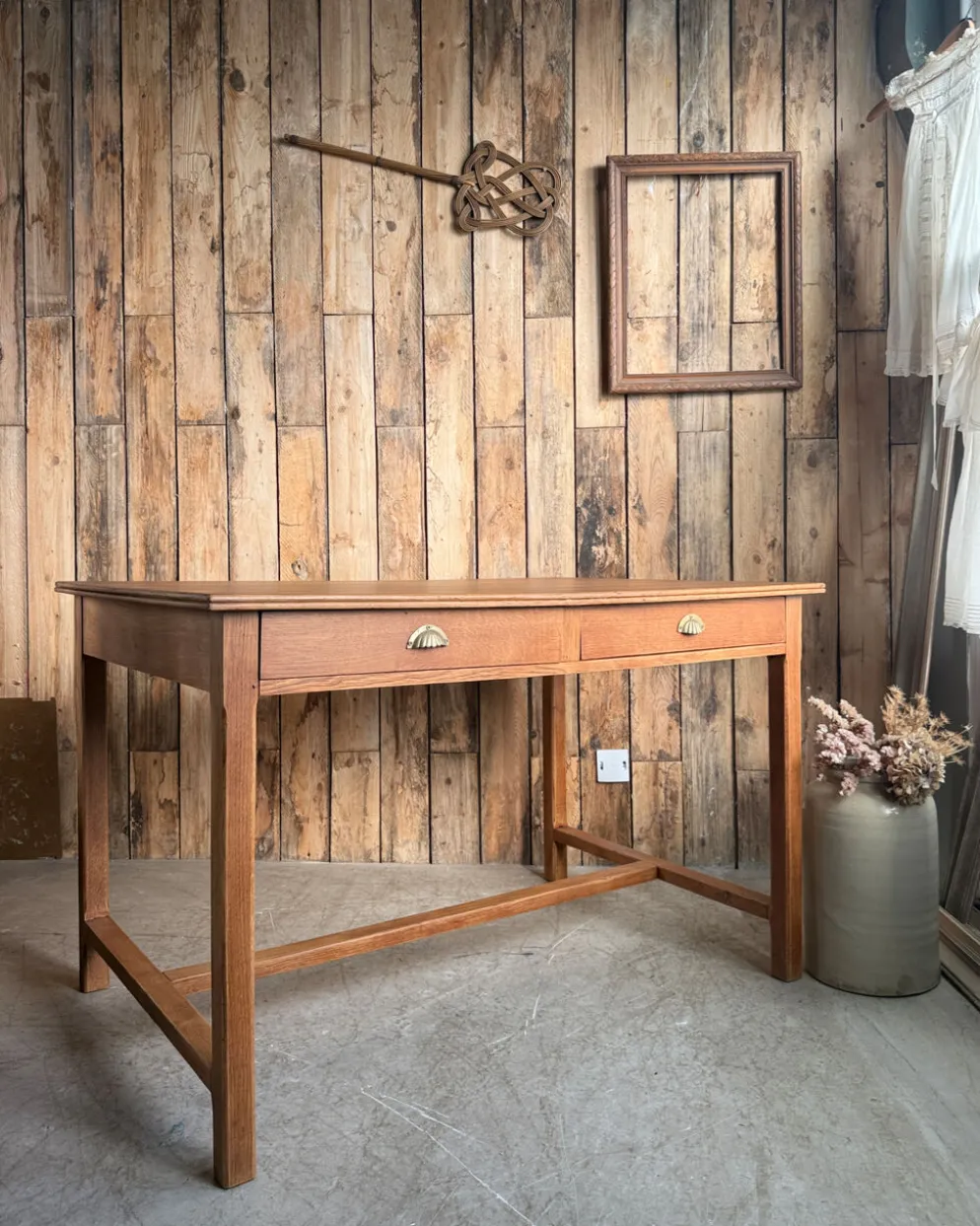 Bureau / table-à-manger en chêne des années 50 (rénovée)
