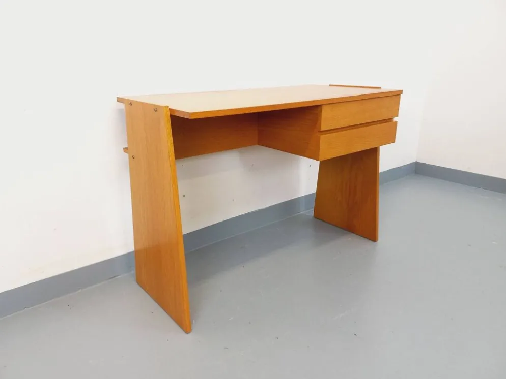 Bureau trapèze double-face vintage en bois de chêne des années 60