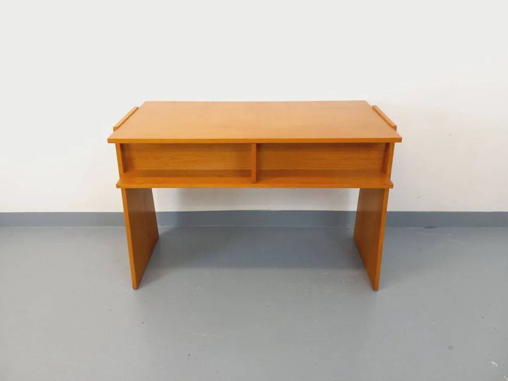 Bureau trapèze double-face vintage en bois de chêne des années 60