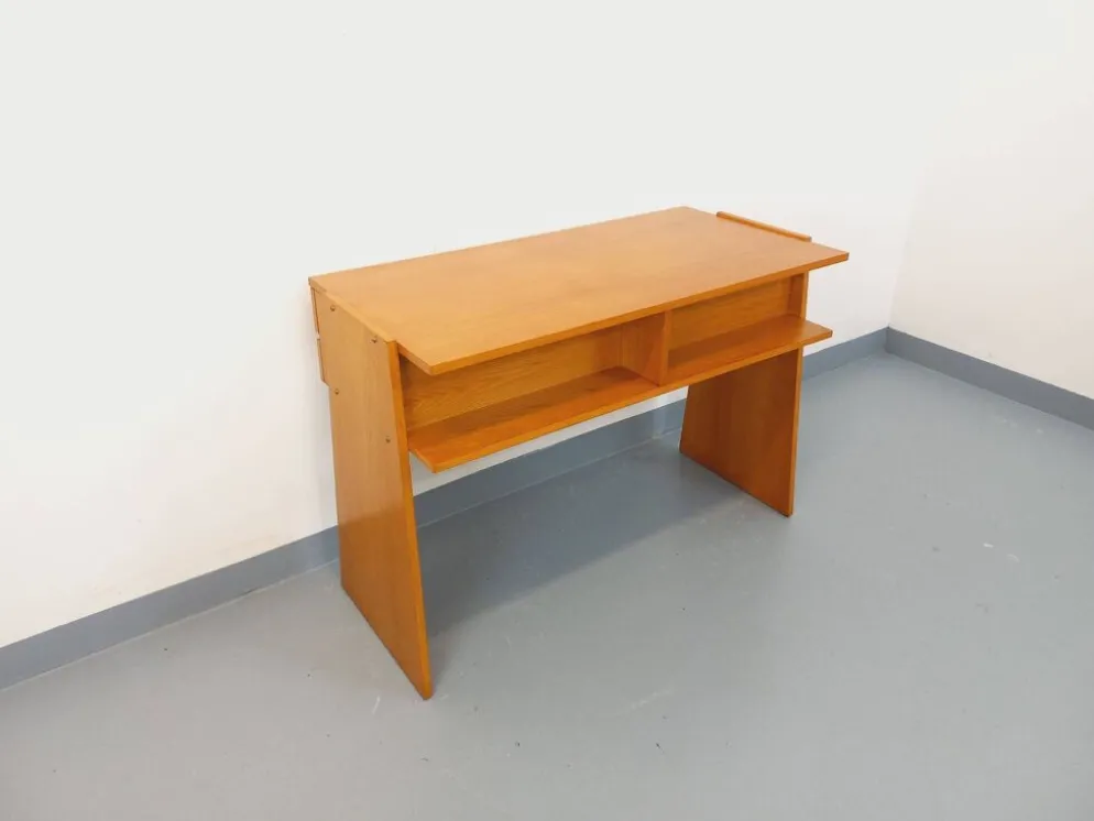 Bureau trapèze double-face vintage en bois de chêne des années 60