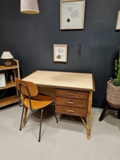 Bureau vintage