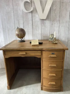 Bureau vintage