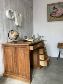 Bureau vintage