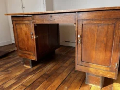 Bureau vintage