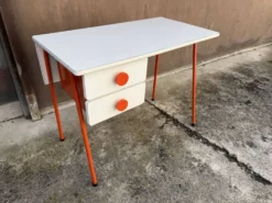 Bureau vintage
