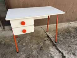 Bureau vintage