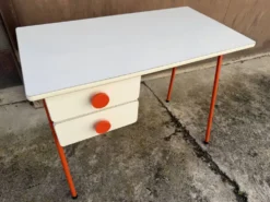 Bureau vintage