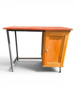 Bureau vintage années 50 en Formica rouge, bois et métal