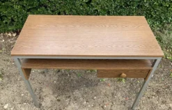 Bureau vintage des années 60-70