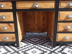 Bureau vintage en pin, restauré