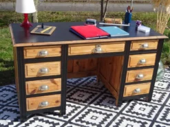 Bureau vintage en pin, restauré