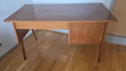 Bureau vintage en teck