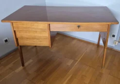 Bureau vintage en teck