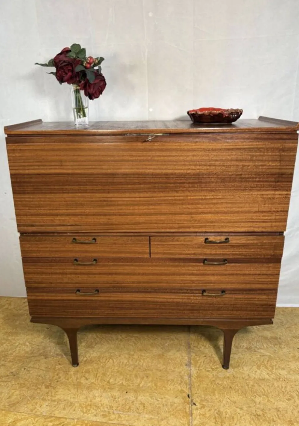 Bureau vintage en teck rétro du milieu du siècle par Meredew 1960 Grand écritoire
