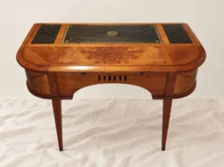 Bureau vintage façade galbée, cuir noir, bronze –compartiments secrets
