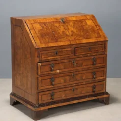 Cabinet à abattant ancien en ronce de noyer 8 tiroirs Italie XVIII Century