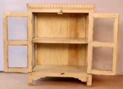Cabinet art déco en teck birman patine écrue d’origine