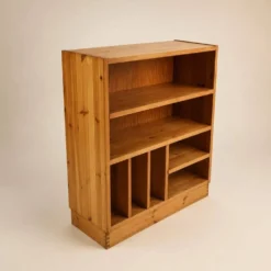 Cabinet audio en pin de style Maison Regain, années 1970