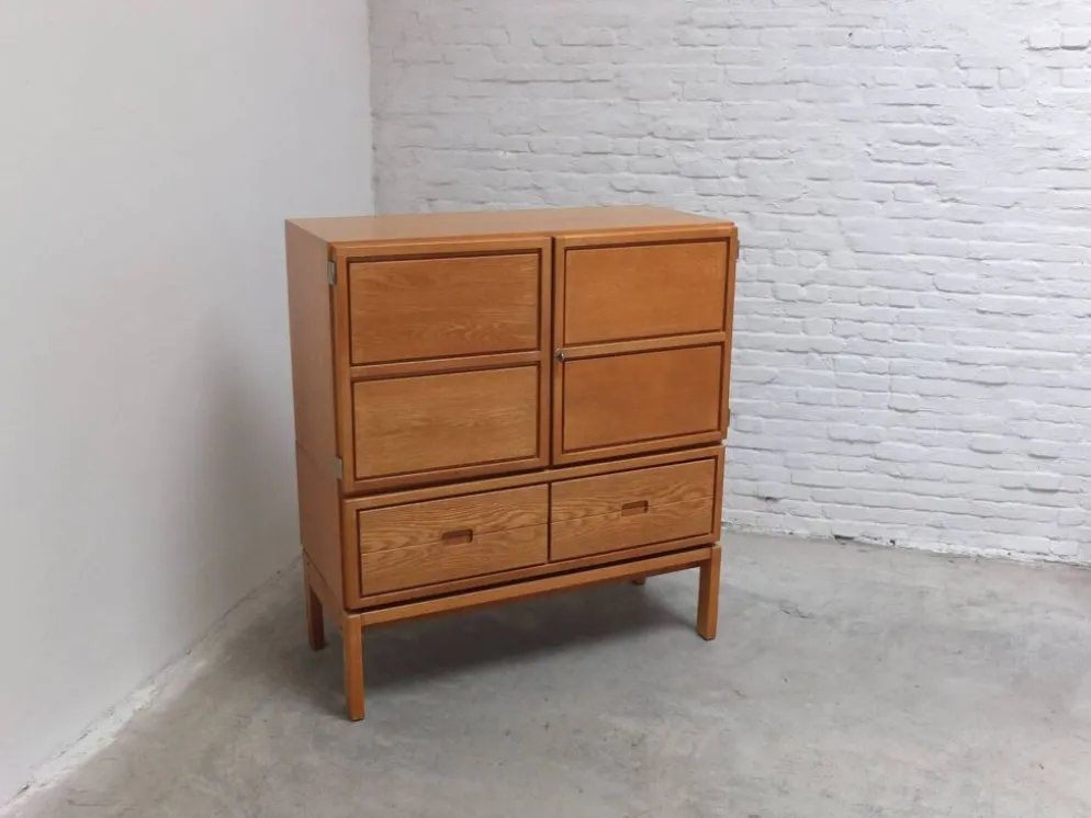 Cabinet bar décoratif 'N-Line' en chêne par P&J Neirinck, 1968