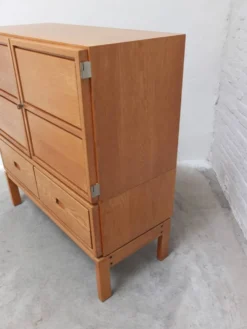 Cabinet bar décoratif 'N-Line' en chêne par P&J Neirinck, 1968
