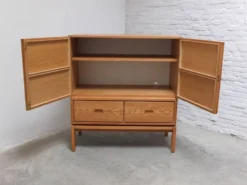 Cabinet bar décoratif 'N-Line' en chêne par P&J Neirinck, 1968