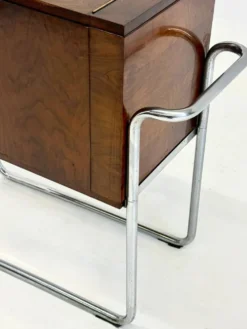 Cabinet bar en noyer italien par Cova Milano