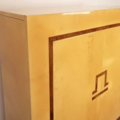 Cabinet à bar en parchemin de chèvre italien de Giorgio Tura et Nucci Valsecchi pour Tura