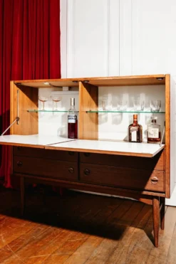 Cabinet bar scandinave en teck avec secrétaire intégré, années 1960