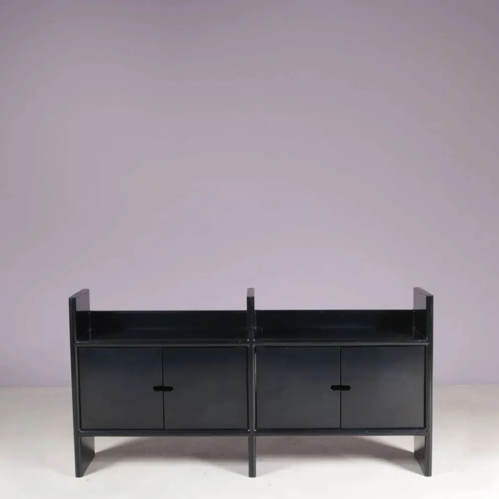 Cabinet bas en plastique noir modèle Multiplo Harvey Guzzini pour Kastilia, Italie années 1970