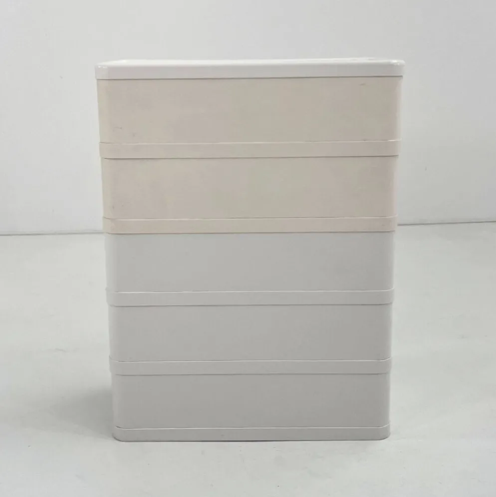Cabinet blanc modèle “4964” par Olaf Von Bohr pour Kartell, 1970