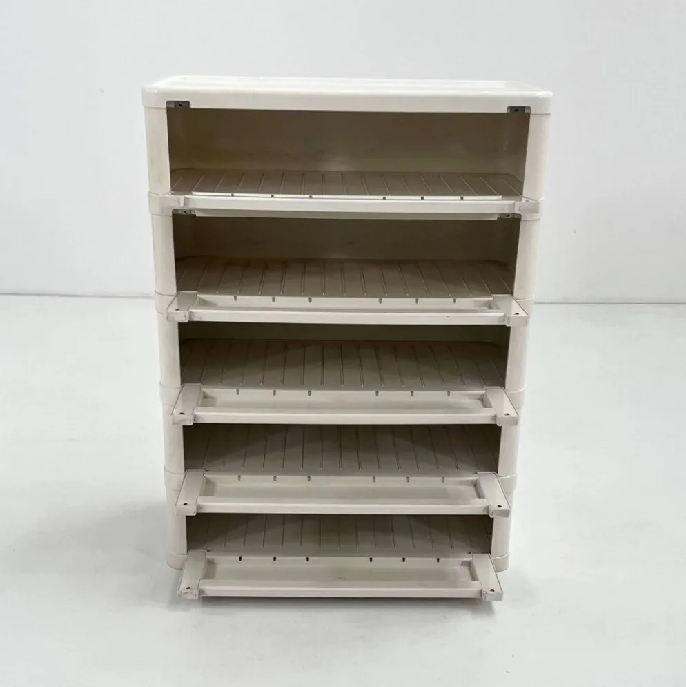Cabinet blanc modèle “4964” par Olaf Von Bohr pour Kartell, 1970
