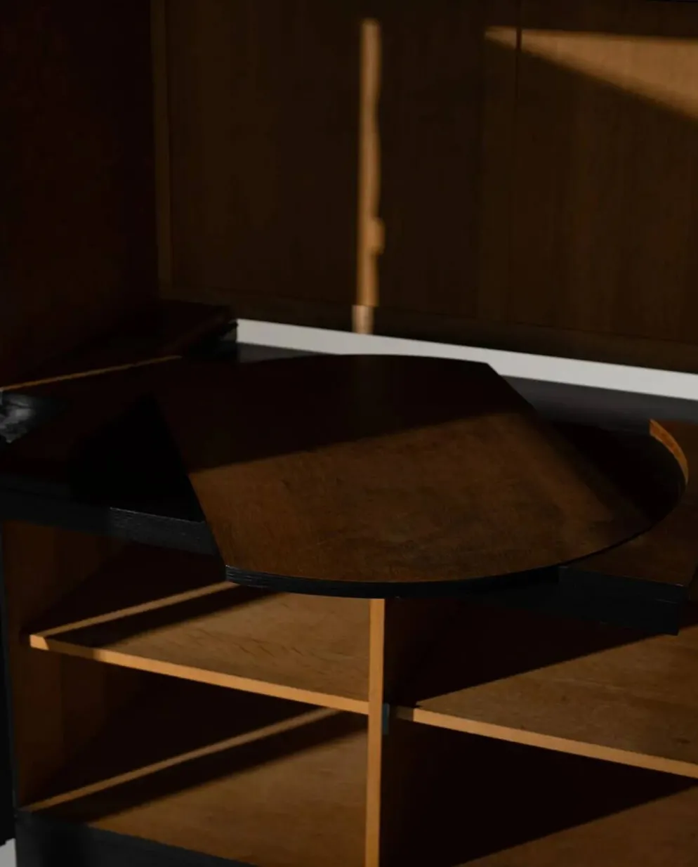 Cabinet brutaliste par J. Batenburg, Belgique années 1970