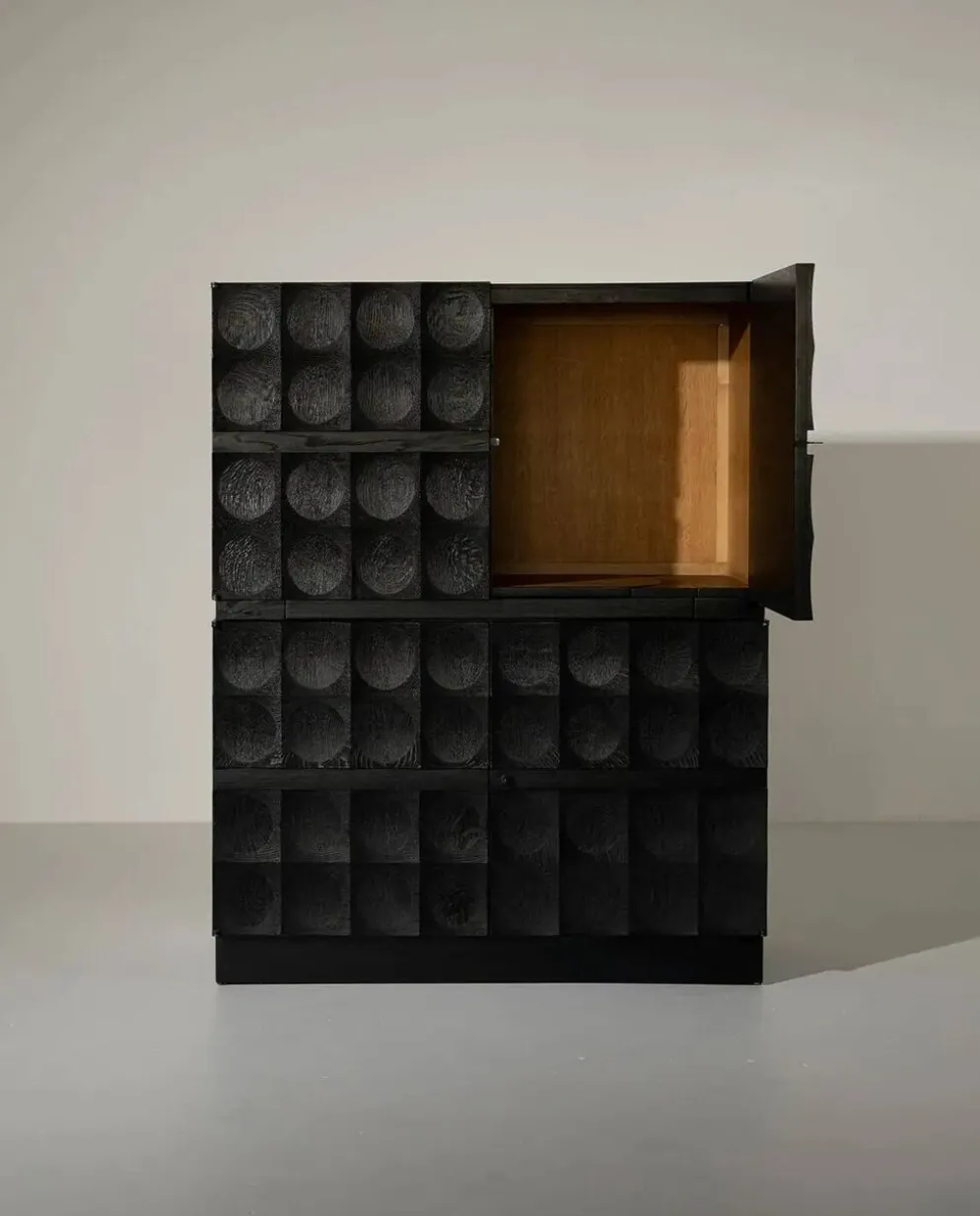 Cabinet brutaliste par J. Batenburg, Belgique années 1970