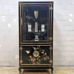 Cabinet d'affichage chinois vintage avec fleurs et oiseaux / Bohémien