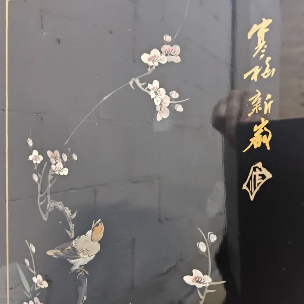 Cabinet d'affichage chinois vintage avec fleurs et oiseaux / Bohémien