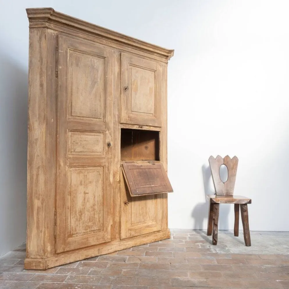 Cabinet d'angle en bois ancien, 1880