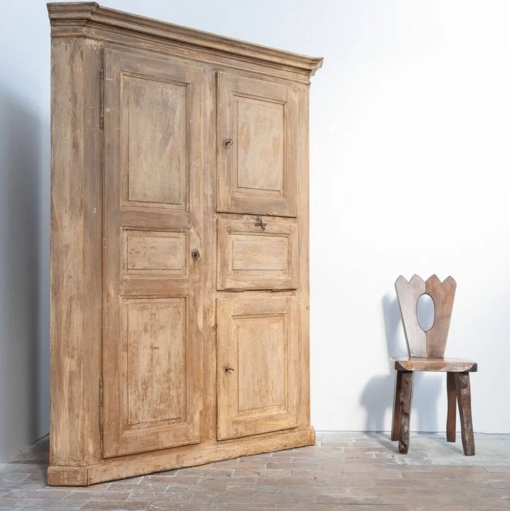 Cabinet d'angle en bois ancien, 1880