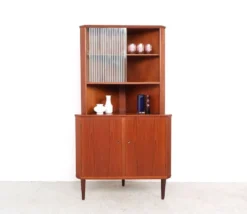 Cabinet d'angle en teck danois vintage avec vitrine, années 1960