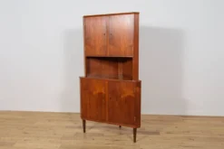 Cabinet d'angle en teck des années 1960, Danemark